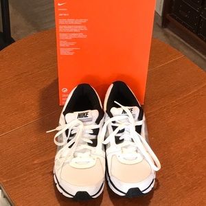 Nike Men’s Dual Fusion ST2 Running Shoes